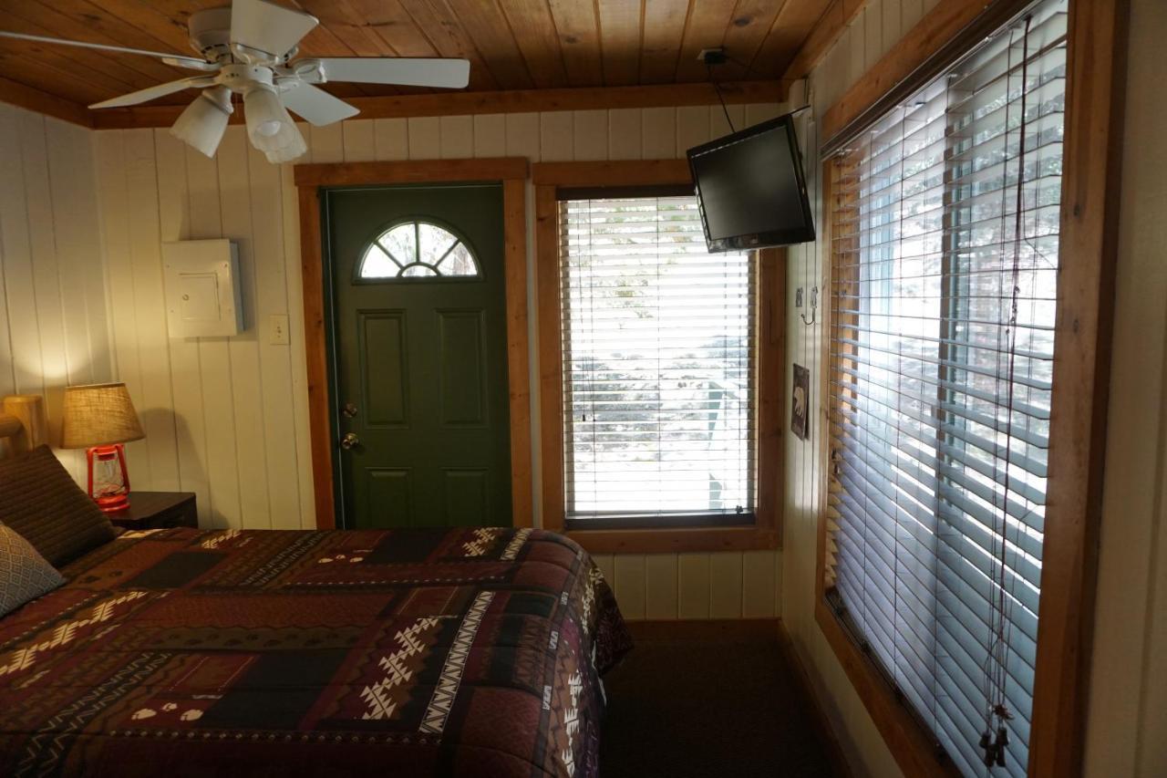 Shaver Lake Village Hotel Εξωτερικό φωτογραφία